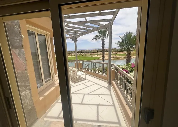 Modern 4bdr Duplex Lagoon View In Einbay Apartment *