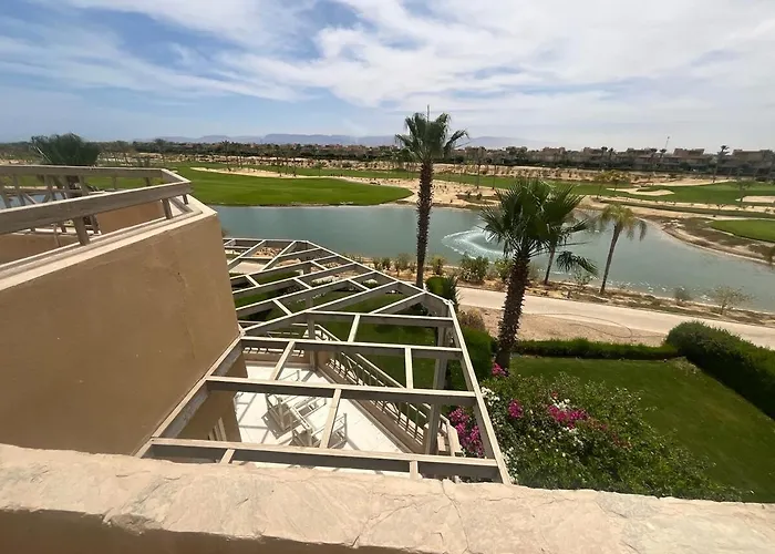 Apartment Modern 4bdr Duplex Lagoon View In Einbay
